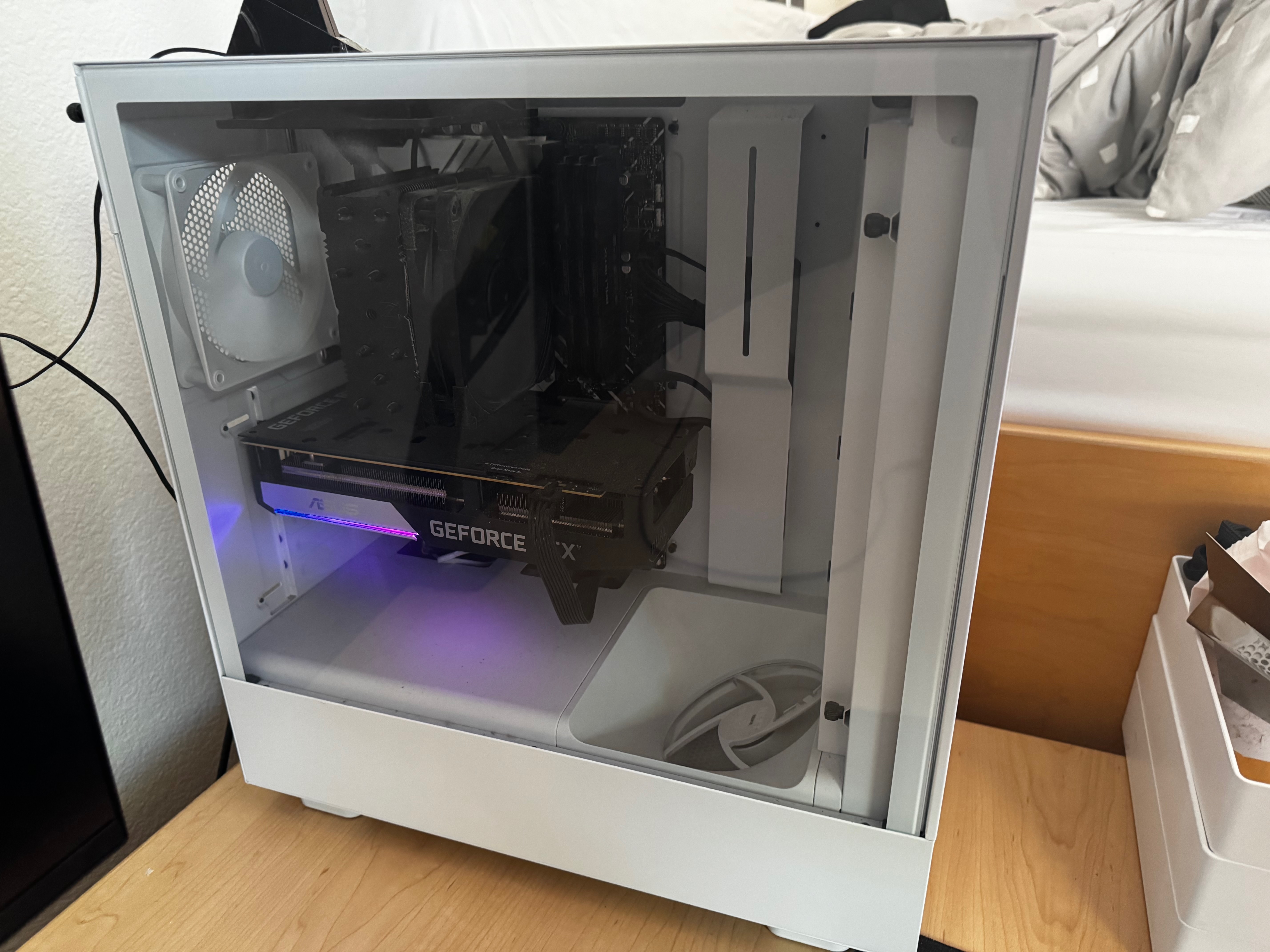 NZXT H5 Flow (2022) — White Mid-Tower PC Case